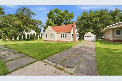 308 Colfax Avenue NW, Renville, MN 56284 - Photo 1
