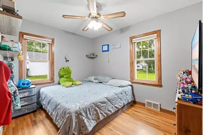 308 Colfax Avenue NW, Renville, MN 56284 - Photo 29