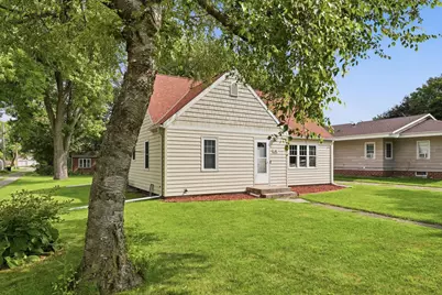 308 Colfax Avenue NW, Renville, MN 56284 - Photo 5