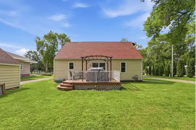 308 Colfax Avenue NW, Renville, MN 56284 - Photo 13