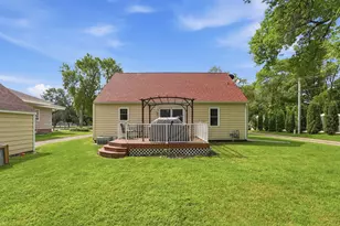 308 Colfax Ave NW, Renville, MN 56284 - Photo 13