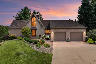 3640 NE Lakeview Ct NE, Rochester, MN 55906 - Photo 1