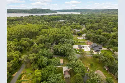 16570 22nd Street S, Saint Mary's Point, MN 55043 - Photo 37