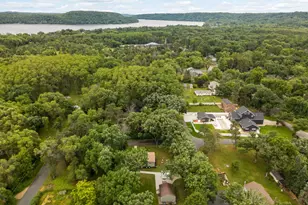 16570 22nd St S, Saint Mary's Point, MN 55043 - Photo 37