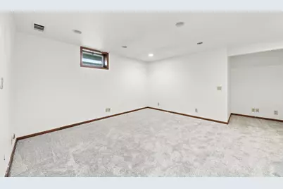 8687 Ridgewind Road, Eden Prairie, MN 55344 - Photo 15