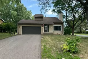 8687 Ridgewind Rd, Eden Prairie, MN 55344 - Photo 1