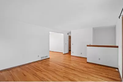 7 Lakeview Terrace Boulevard, Waconia, MN 55387 - Photo 7