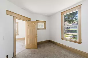 1035 Magnolia Ave E, Saint Paul, MN 55106 - Photo 7
