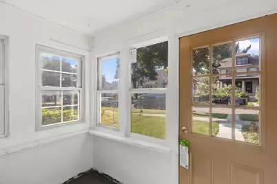1035 Magnolia Avenue E, Saint Paul, MN 55106 - Photo 3