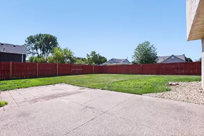 3597 Gershwin Court N, Oakdale, MN 55128 - Photo 27