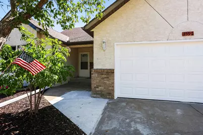 3597 Gershwin Court N, Oakdale, MN 55128 - Photo 5