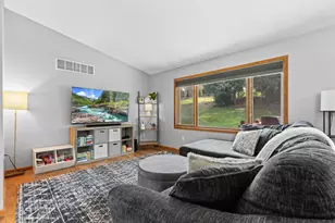 2736 Rose Dr SE, Rochester, MN 55904 - Photo 7