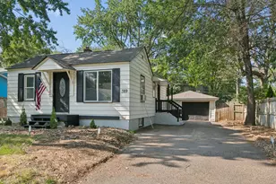 389 Hugo St NE, Fridley, MN 55432 - Photo 15