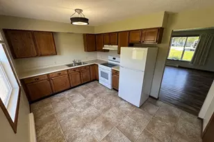 37597 Lakeview Dr, Warroad, MN 56763 - Photo 17
