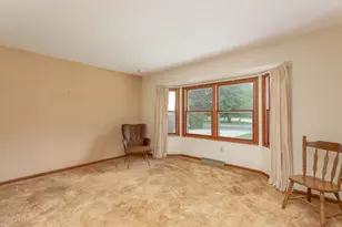 1833 Crestview Dr, New Ulm, MN 56073 - Photo 5