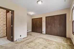 96 Orange Ave W, Saint Paul, MN 55117 - Photo 17
