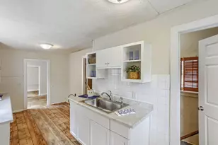 2922 Sheridan Ave N, Minneapolis, MN 55411 - Photo 3