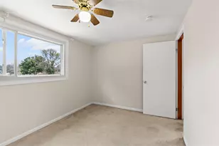 802 Center St, North Mankato, MN 56003 - Photo 37