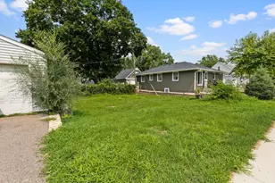 802 Center St, North Mankato, MN 56003 - Photo 49