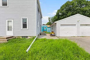 802 Center St, North Mankato, MN 56003 - Photo 45