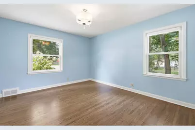 495 5th Avenue N, Hopkins, MN 55343 - Photo 23