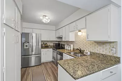 8445 Morgan Lane, Eden Prairie, MN 55347 - Photo 15
