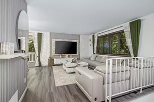 8445 Morgan Ln, Eden Prairie, MN 55347 - Photo 5