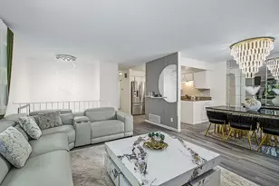 8445 Morgan Ln, Eden Prairie, MN 55347 - Photo 7