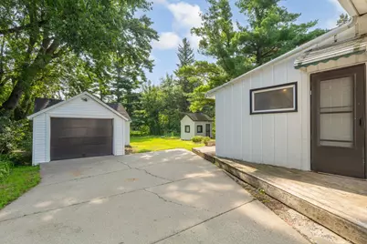 206 12th Street S, Mountain Lake, MN 56159 - Photo 3