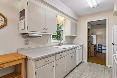 2704 Shawnee Lane, Burnsville, MN 55337 - Photo 23
