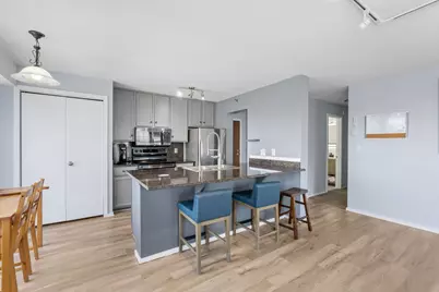 433 S 7th Street #1801, Minneapolis, MN 55415 - Photo 5