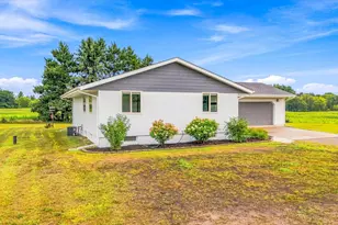 33342 Marmoset St NW, Princeton, MN 55371 - Photo 3
