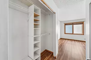 3058 Lake Shore Dr, Minneapolis, MN 55416 - Photo 15