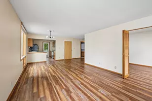3058 Lake Shore Dr, Minneapolis, MN 55416 - Photo 3