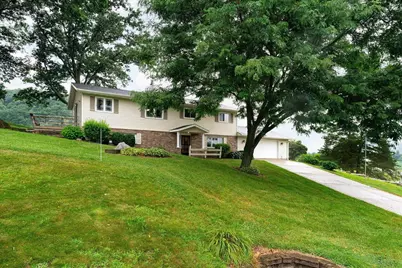 4251 Paar Street, La Crescent, MN 55947 - Photo 1