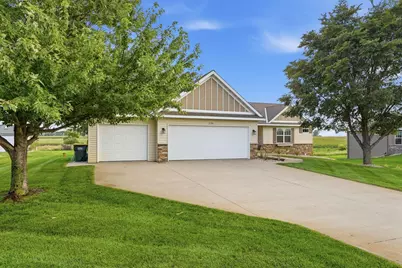 2759 11th Avenue SE, Willmar, MN 56201 - Photo 9