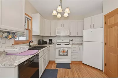 1727 E Superior Street, Duluth, MN 55812 - Photo 13