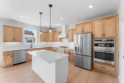 15728 Granada Avenue N, Hugo, MN 55038 - Photo 9