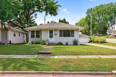 457 18th Avenue N, South Saint Paul, MN 55075 - Photo 1