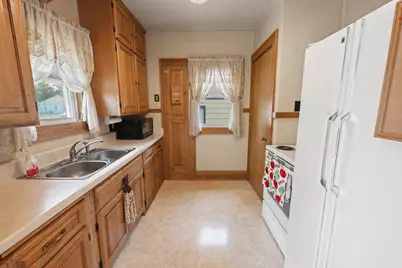 307 23rd Avenue N, Saint Cloud, MN 56303 - Photo 5