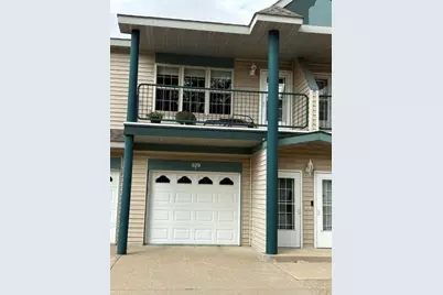 529 Hilltop Drive NE, Hutchinson, MN 55350 - Photo 1