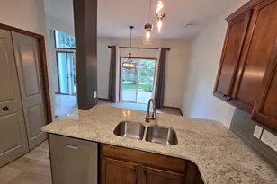 18442 Lafayette Way, Lakeville, MN 55044 - Photo 5