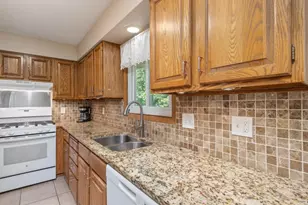 3615 Westmark Dr, Minnetonka, MN 55345 - Photo 11