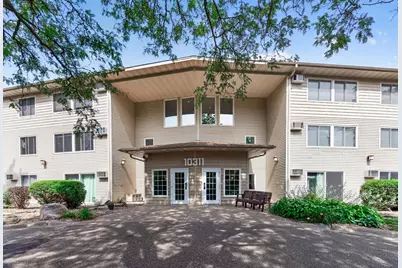 10311 Cedar Lake Road #313, Minnetonka, MN 55305 - Photo 1