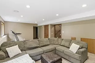 919 Parkview Ln, Sartell, MN 56377 - Photo 21