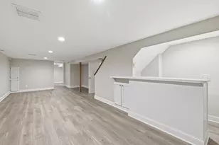 8024 Upton Ave S, Bloomington, MN 55431 - Photo 13