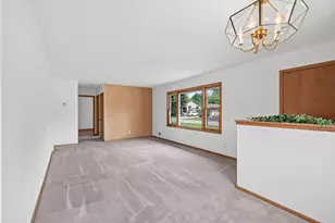 6836 Monroe St NE, Fridley, MN 55432 - Photo 5