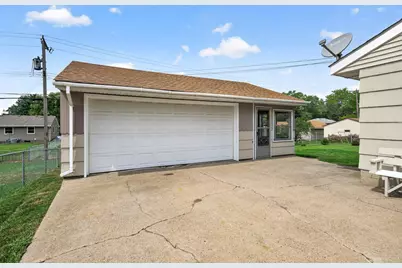 6836 Monroe Street NE, Fridley, MN 55432 - Photo 3