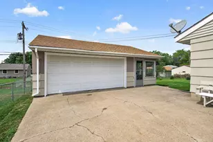 6836 Monroe St NE, Fridley, MN 55432 - Photo 3