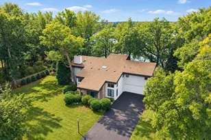 5605 Evergreen Ln N, Plymouth, MN 55442 - Photo 3